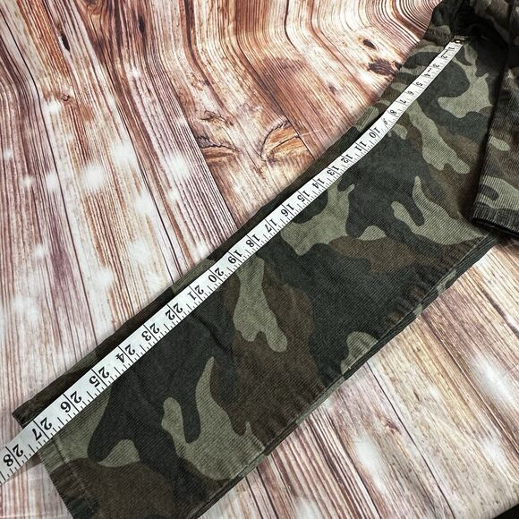 American Eagle MOM JEAN Size 0 Army Green Camo Mid Rise Corduroy Pants 25x27.5 - Picture 7 of 12